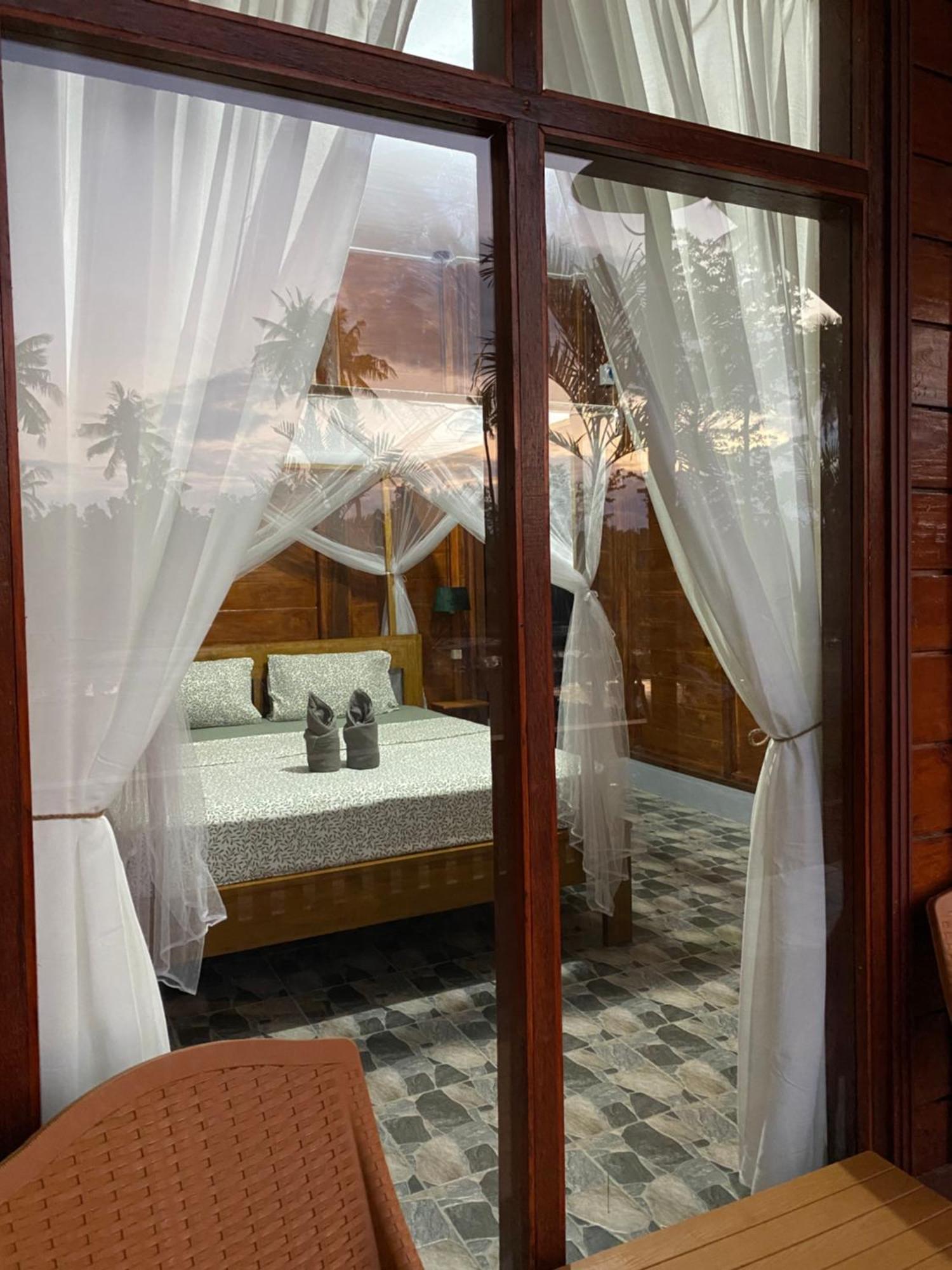 Nuna Bungalows Riung Exterior photo